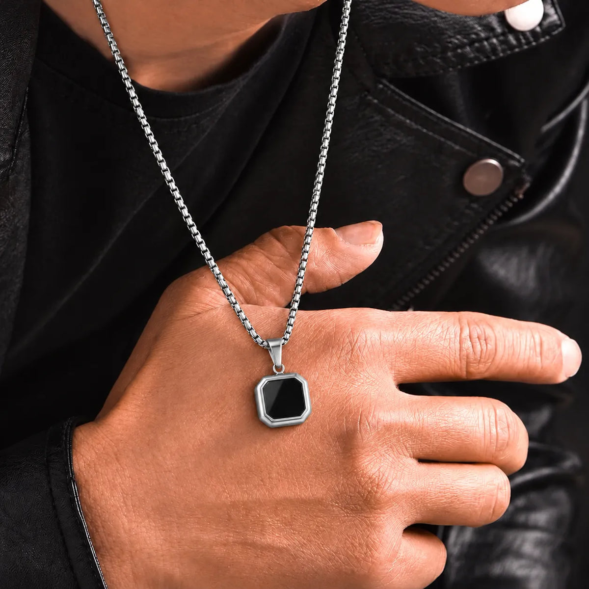 Blackbox Silver Men's Chian Pendant